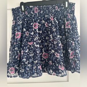 Vineyard Vines Navy Skirt with Pink Floral Design